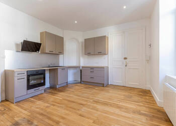 59137701b - Attribut alt par défaut.