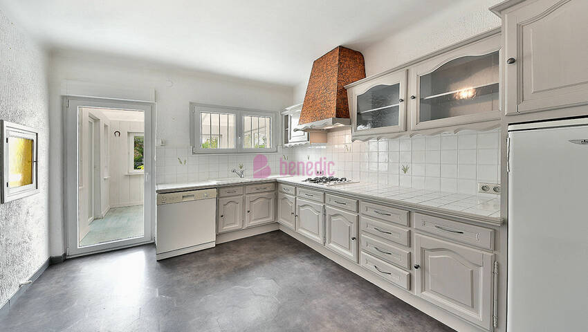 59114037d - Attribut alt par défaut.