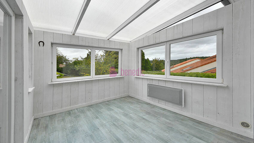 59114037g - Attribut alt par défaut.