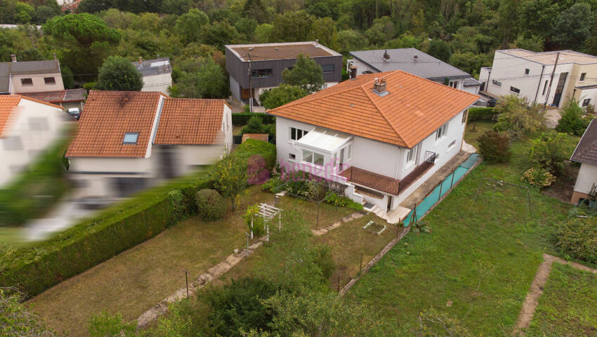 59114037g - Attribut alt par défaut.