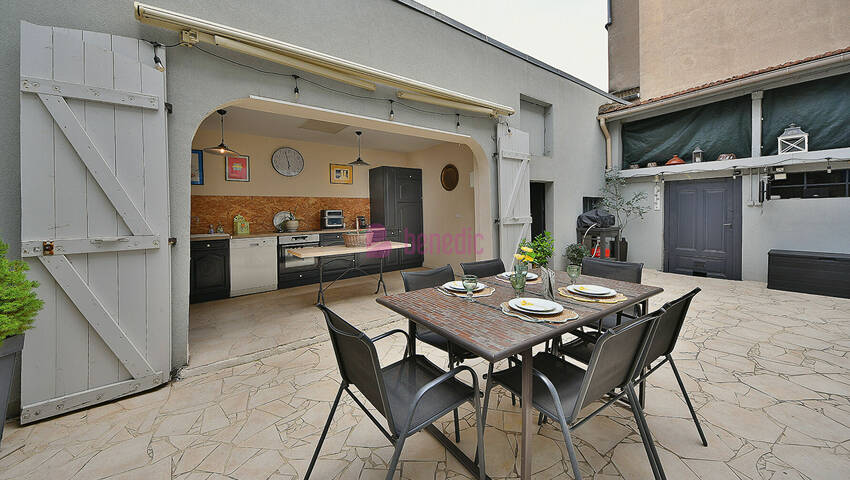 53234806l - Attribut alt par défaut.