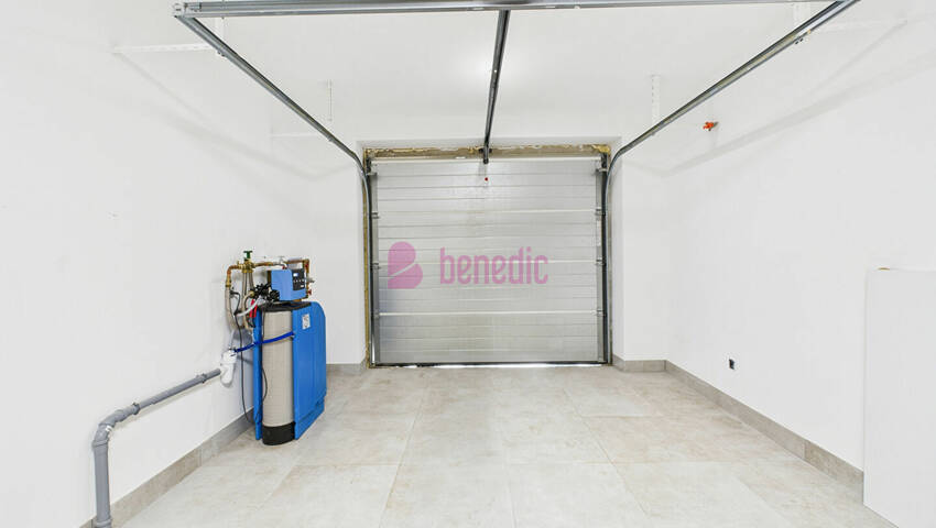 59144776t - Attribut alt par défaut.