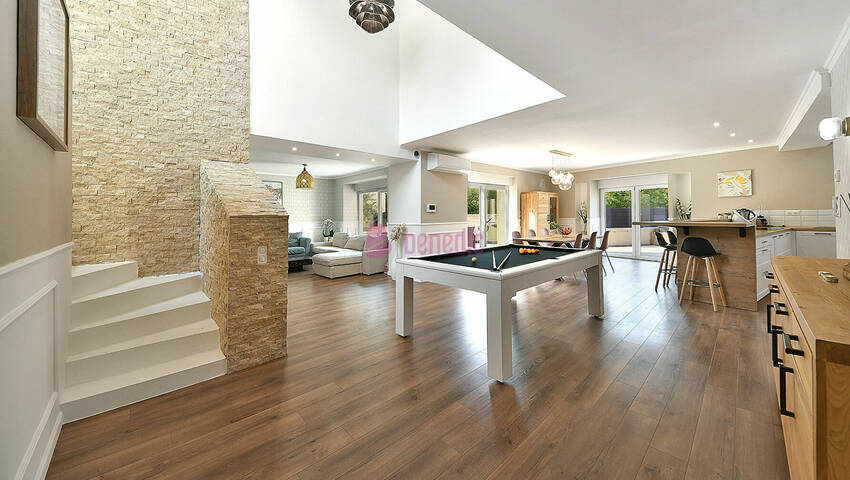 59144776a - Attribut alt par défaut.