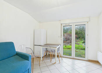 59155963c - Attribut alt par défaut.