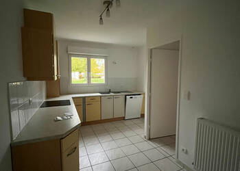 4253791b - Attribut alt par défaut.