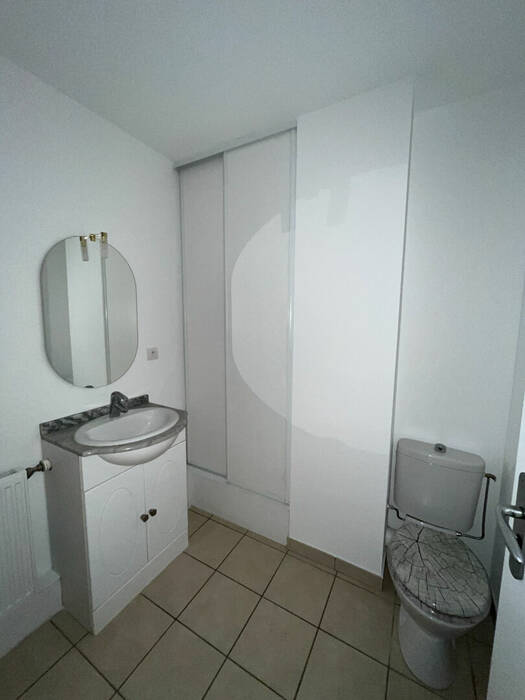 4253791e - Attribut alt par défaut.