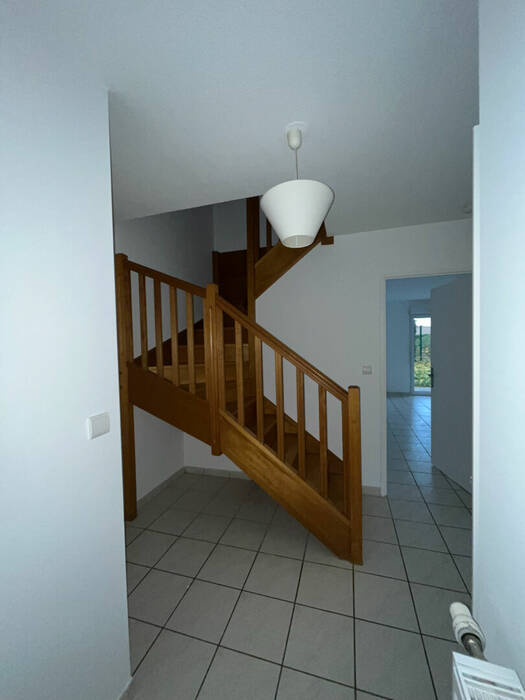 4253791g - Attribut alt par défaut.