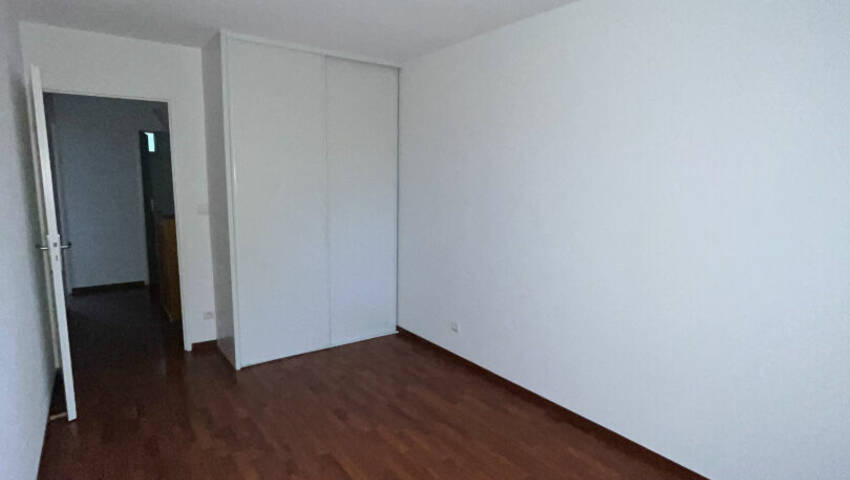 4253791h - Attribut alt par défaut.