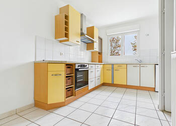 4253791b - Attribut alt par défaut.