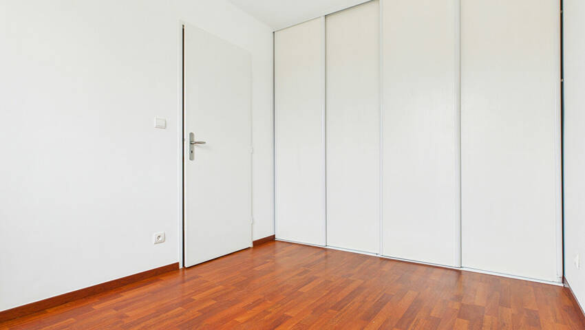 4253791e - Attribut alt par défaut.