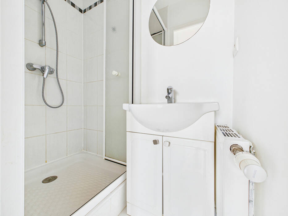 4253791g - Attribut alt par défaut.