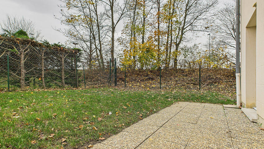 4253791m - Attribut alt par défaut.