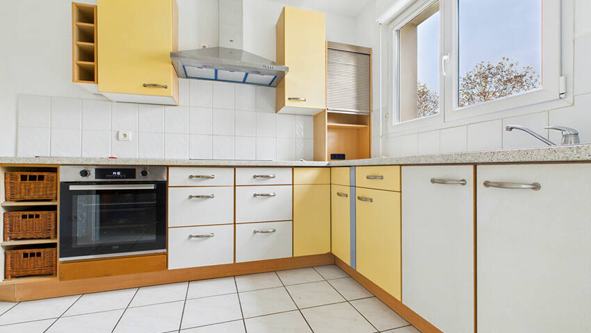 4253791q - Attribut alt par défaut.