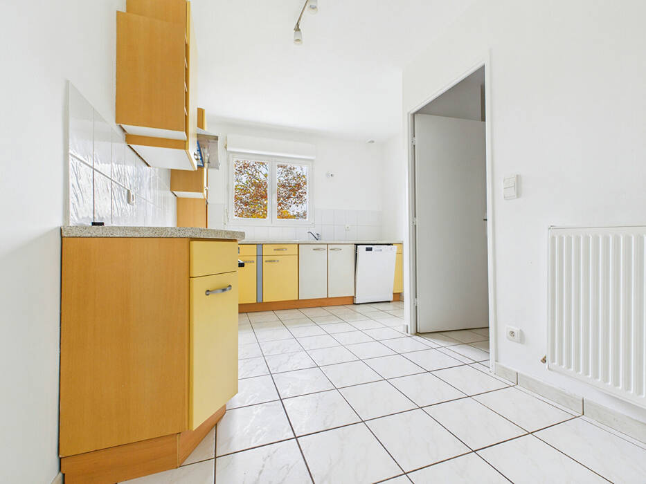 4253791r - Attribut alt par défaut.