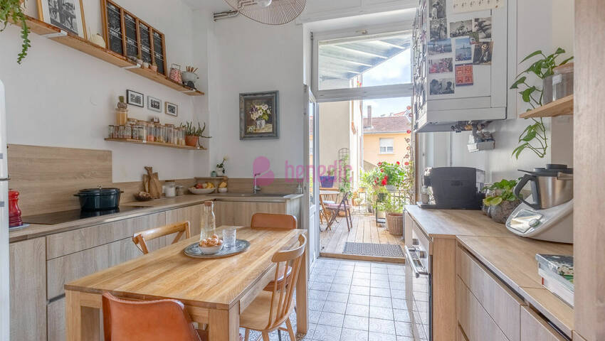 59154892d - Attribut alt par défaut.