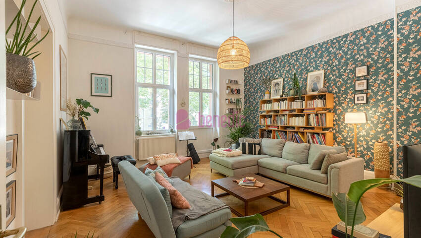 59154892a - Attribut alt par défaut.