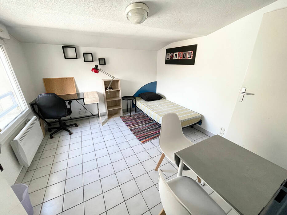 52339486b - Attribut alt par défaut.