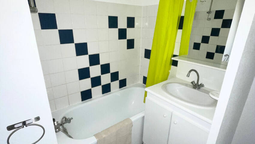 52339486e - Attribut alt par défaut.