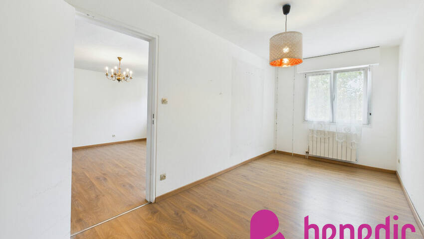 59129721a - Attribut alt par défaut.