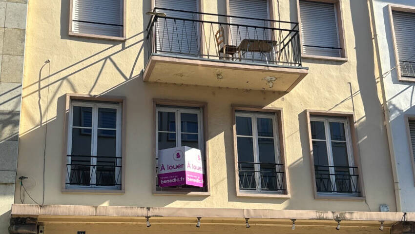 59198546a - Attribut alt par défaut.