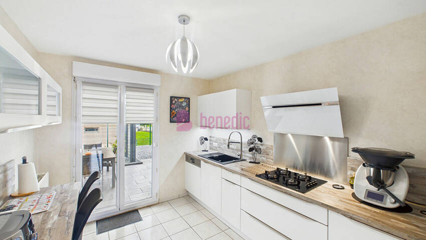 59143100m - Attribut alt par défaut.