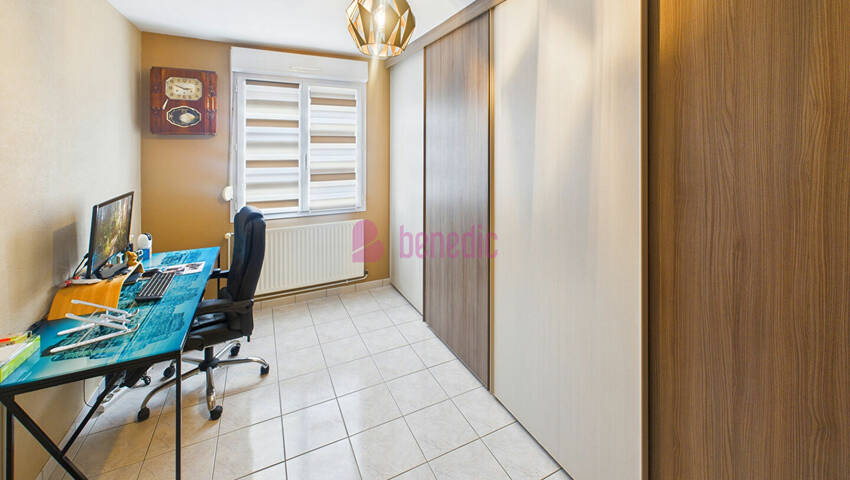 59143100p - Attribut alt par défaut.