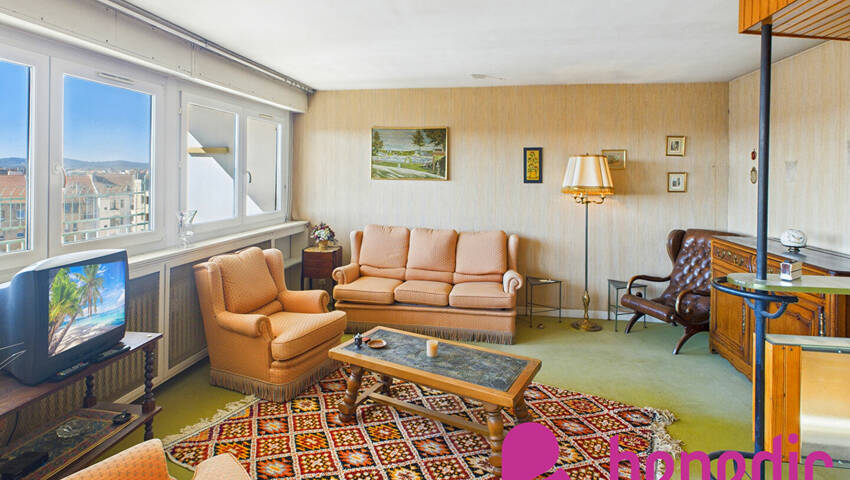 59157173f - Attribut alt par défaut.