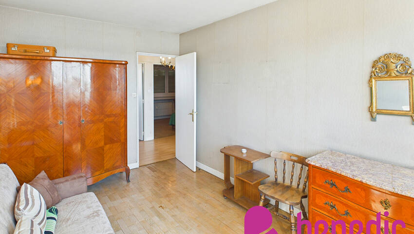 59157173r - Attribut alt par défaut.