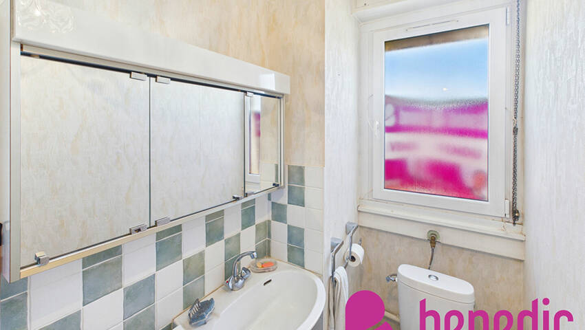 59157173u - Attribut alt par défaut.