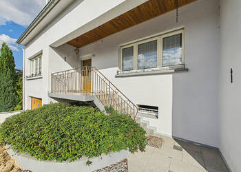 59244732c - Attribut alt par défaut.