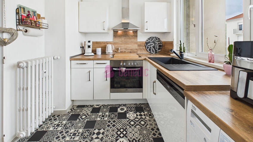 59247744f - Attribut alt par défaut.