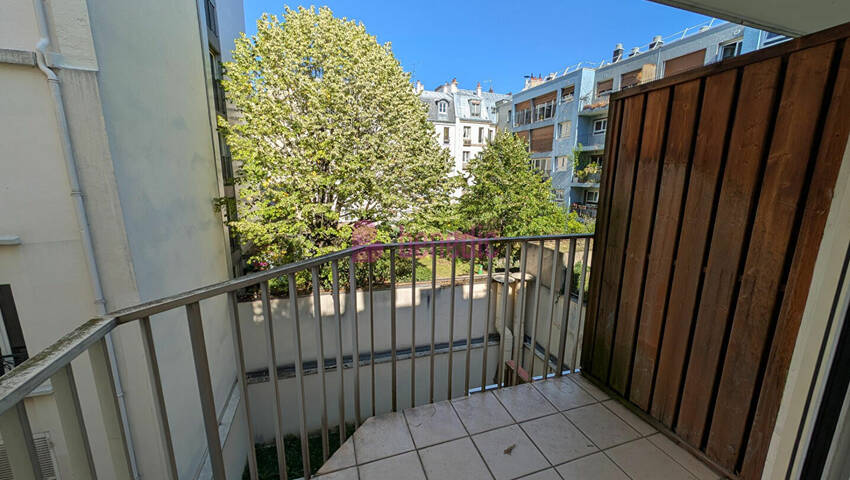 59240077f - Attribut alt par défaut.