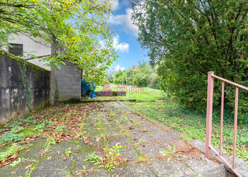 58767288b - Attribut alt par défaut.