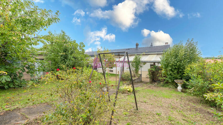 59124042b - Attribut alt par défaut.