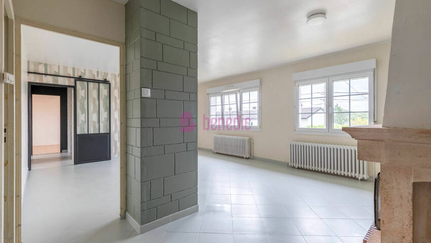 59124042c - Attribut alt par défaut.