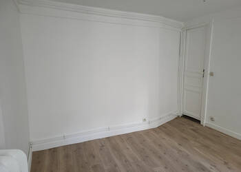 59254594b - Attribut alt par défaut.
