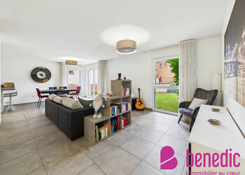 59156228c - Attribut alt par défaut.