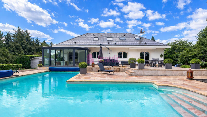 59284912d - Attribut alt par défaut.