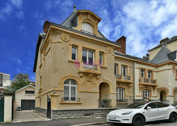 59166742a - Attribut alt par défaut.