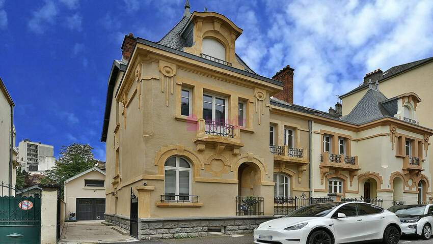 59166742d - Attribut alt par défaut.