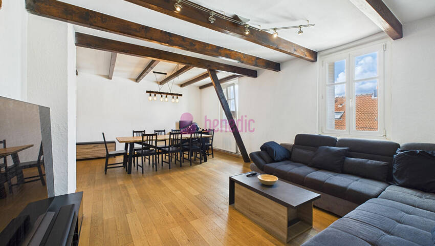 59270140b - Attribut alt par défaut.