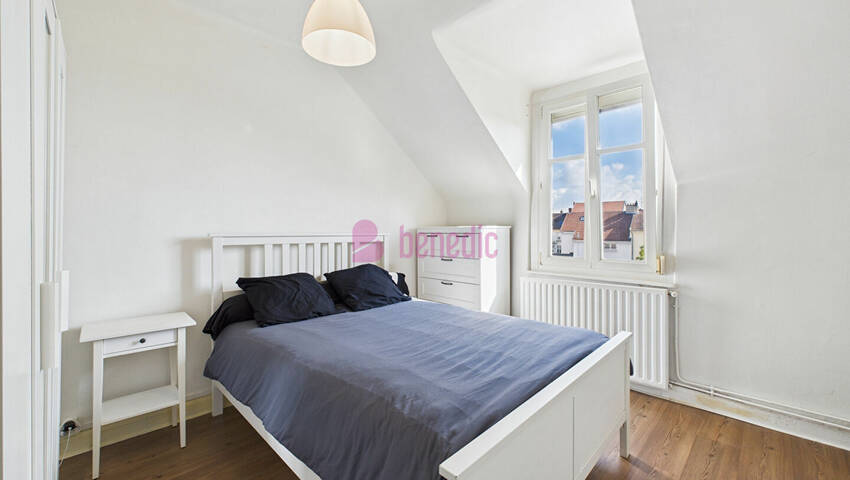 59270140f - Attribut alt par défaut.