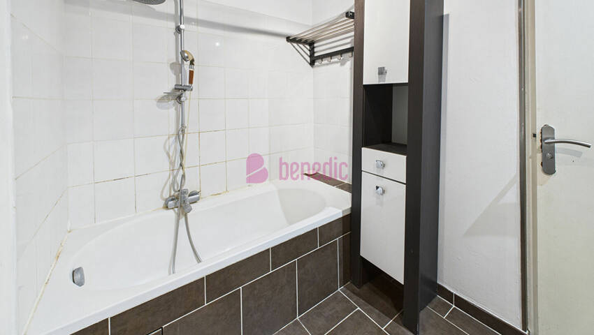 59270140k - Attribut alt par défaut.