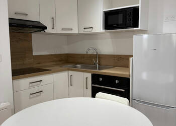 59321839b - Attribut alt par défaut.