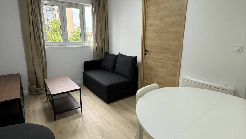 59321839e - Attribut alt par défaut.