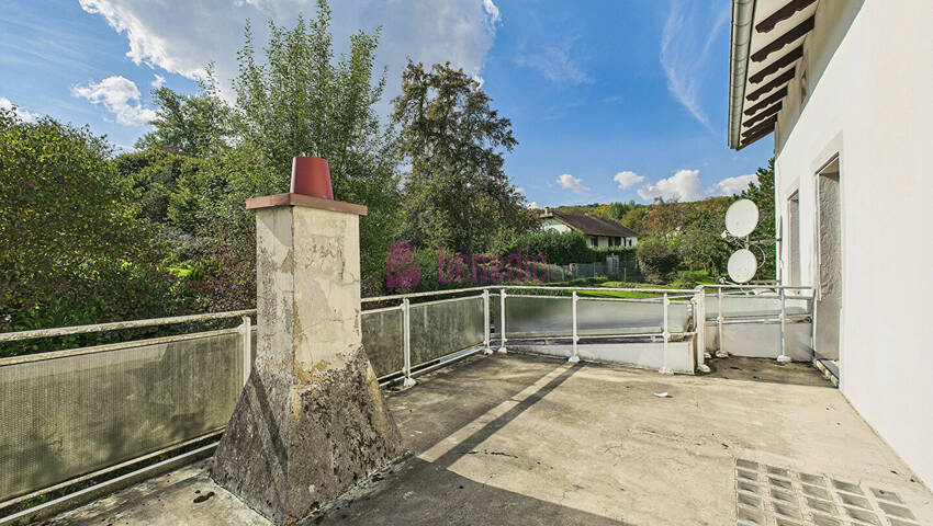 58651517t - Attribut alt par défaut.