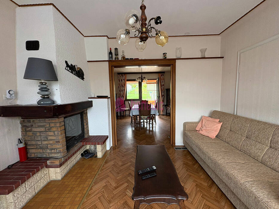 59277886c - Attribut alt par défaut.