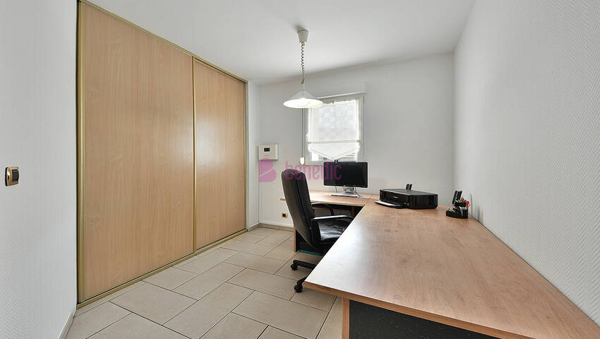 59347373i - Attribut alt par défaut.