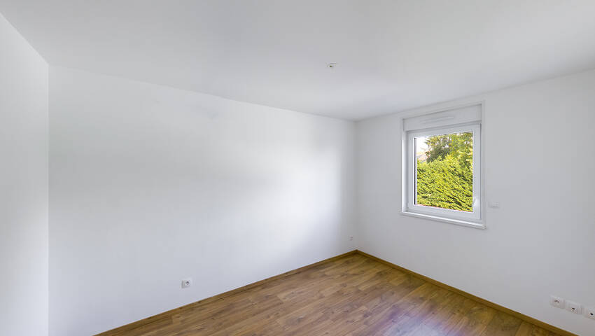 10808004f - Attribut alt par défaut.