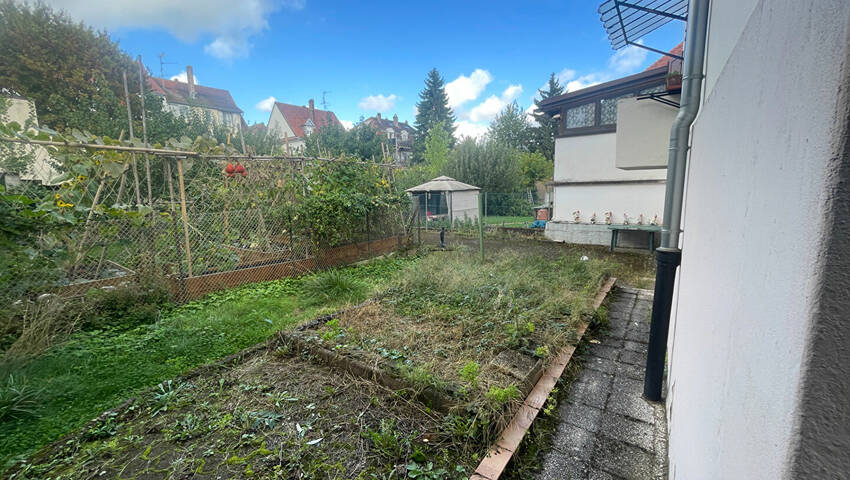 59243597c - Attribut alt par défaut.